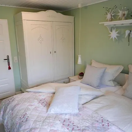 Prázdninový dům Dollhouse Modern Retreat Wiesmoor