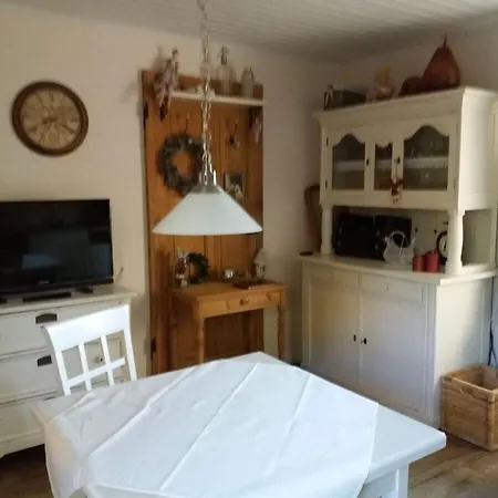 Feriehus Dollhouse Modern Retreat