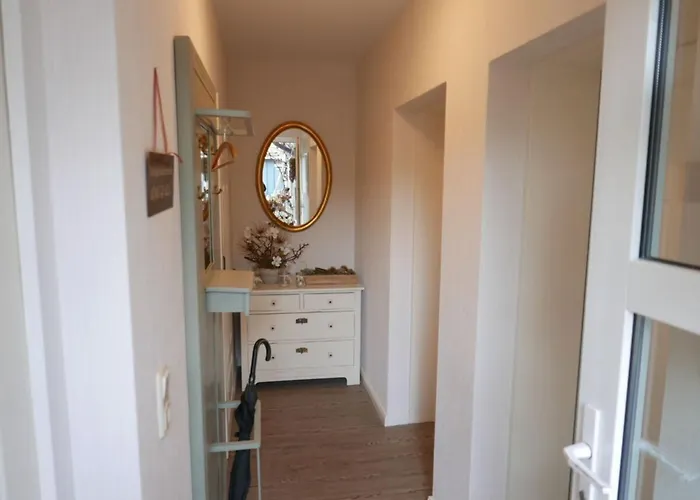 Dollhouse Modern Retreat 펜션 비에스무르